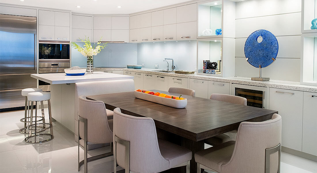Contemporary-Oceanfront-Juno-Beach-House-10